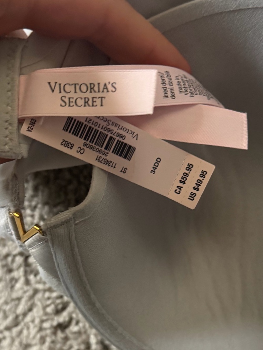 LOVE CLOUD Victoria Secret 
Smooth Lightly Lined Demi Bra - Picture 3 of 4